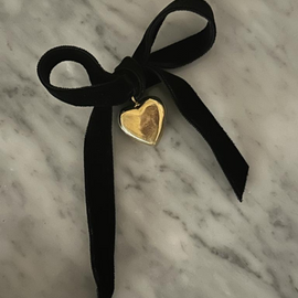 Sacré Coeur Choker