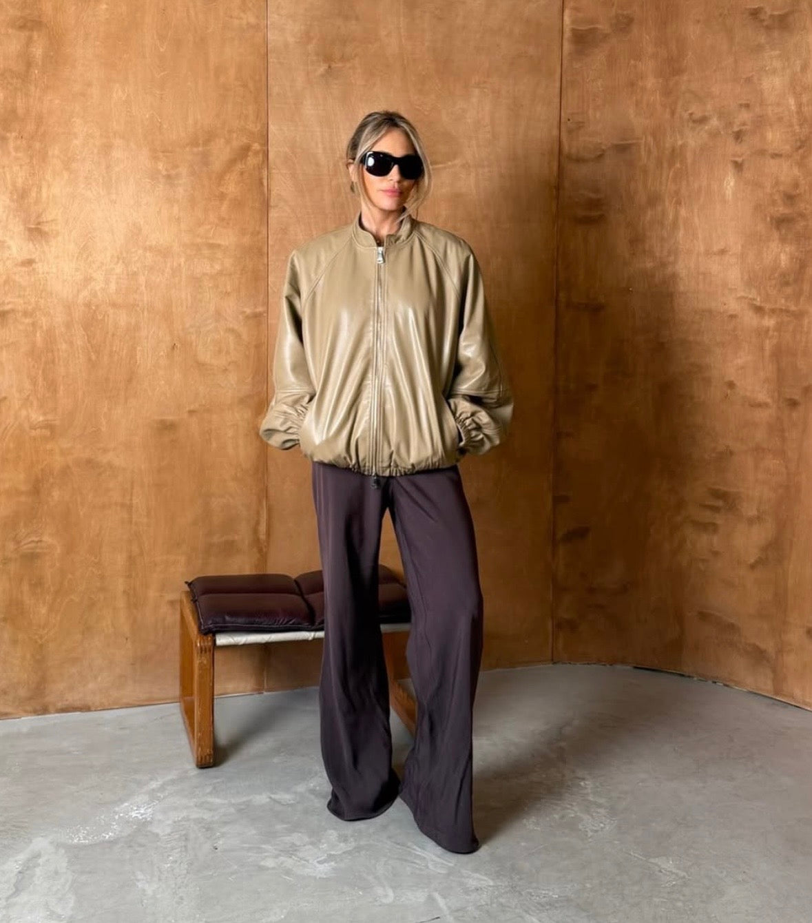 SEDUCTION oversized bomber jacket with collar in beige leather
