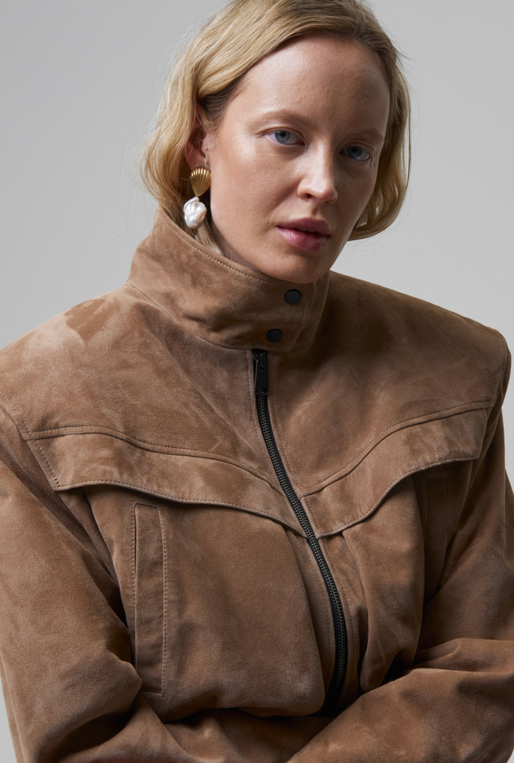 TRANQUILLITE cropped bomber jacket in light brown suede