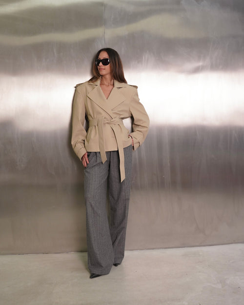 AMBITION short trench coat