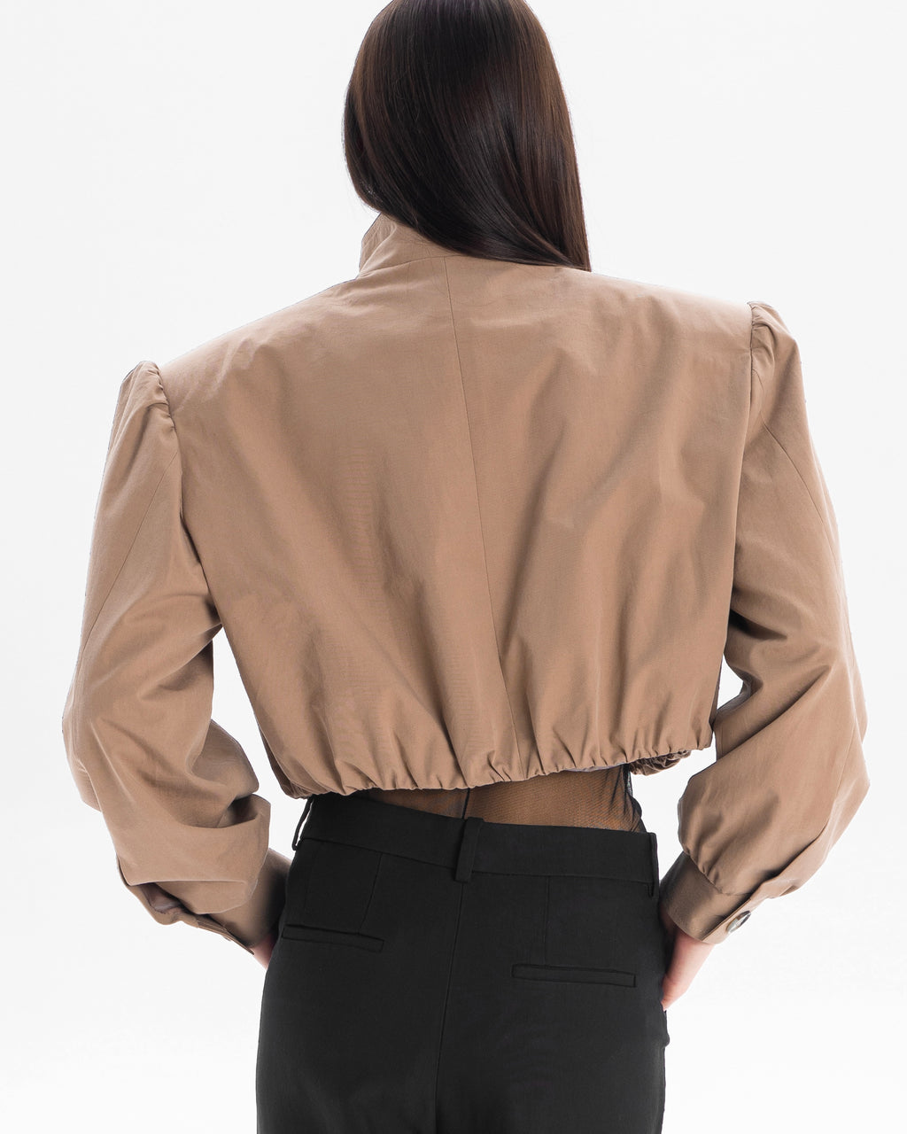 ENCHANTÉ cropped jacket in beige trench