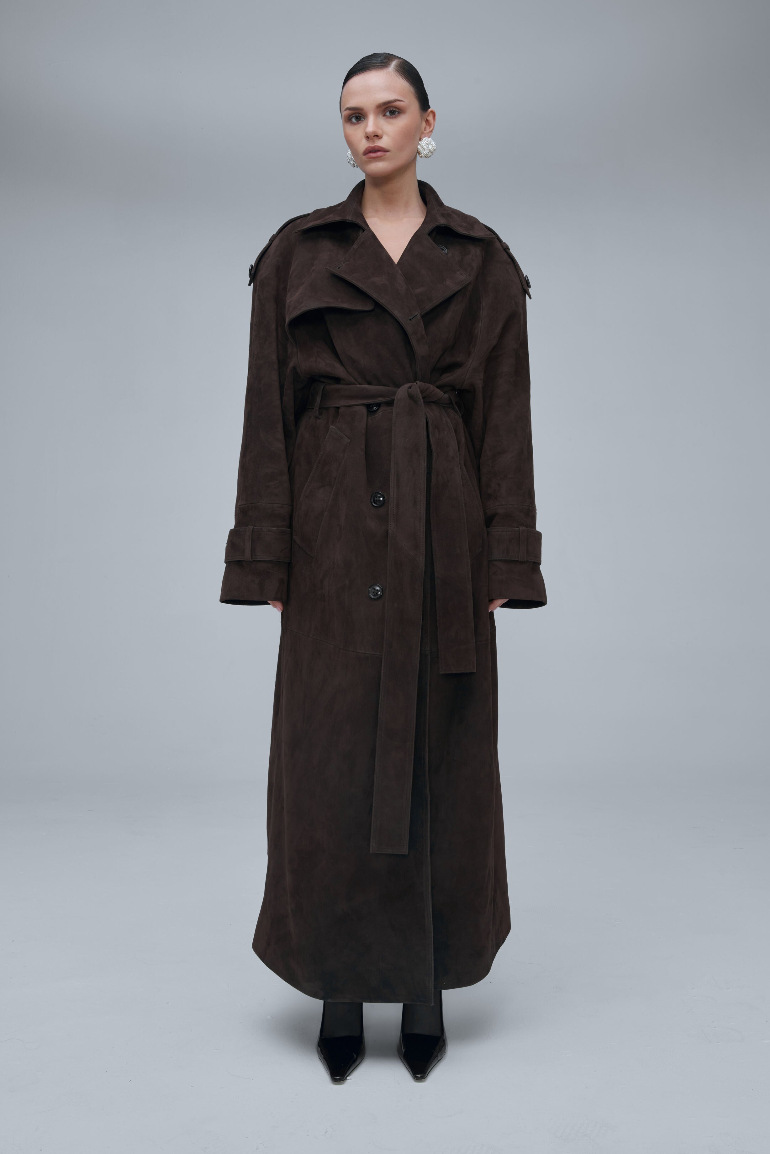 SENSUALITÉ full lenght belted coat in dark brown suede