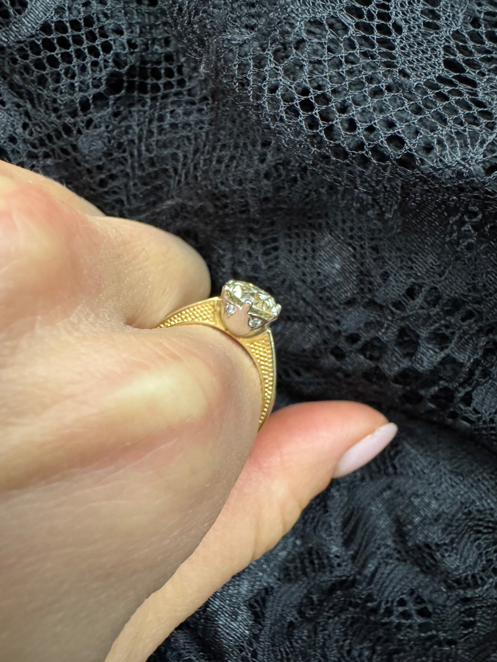 Ring Lumière Solitaire