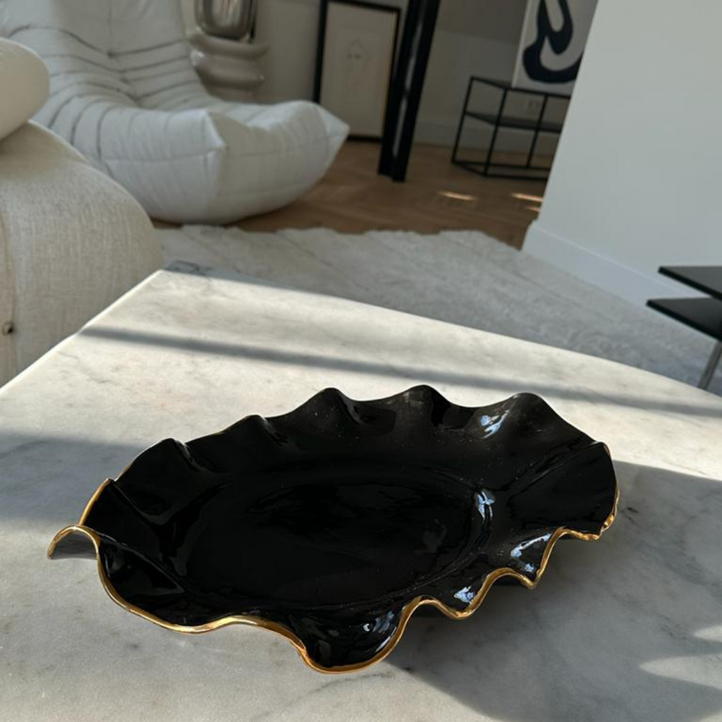 LARGE BLACK SHELL PLATE